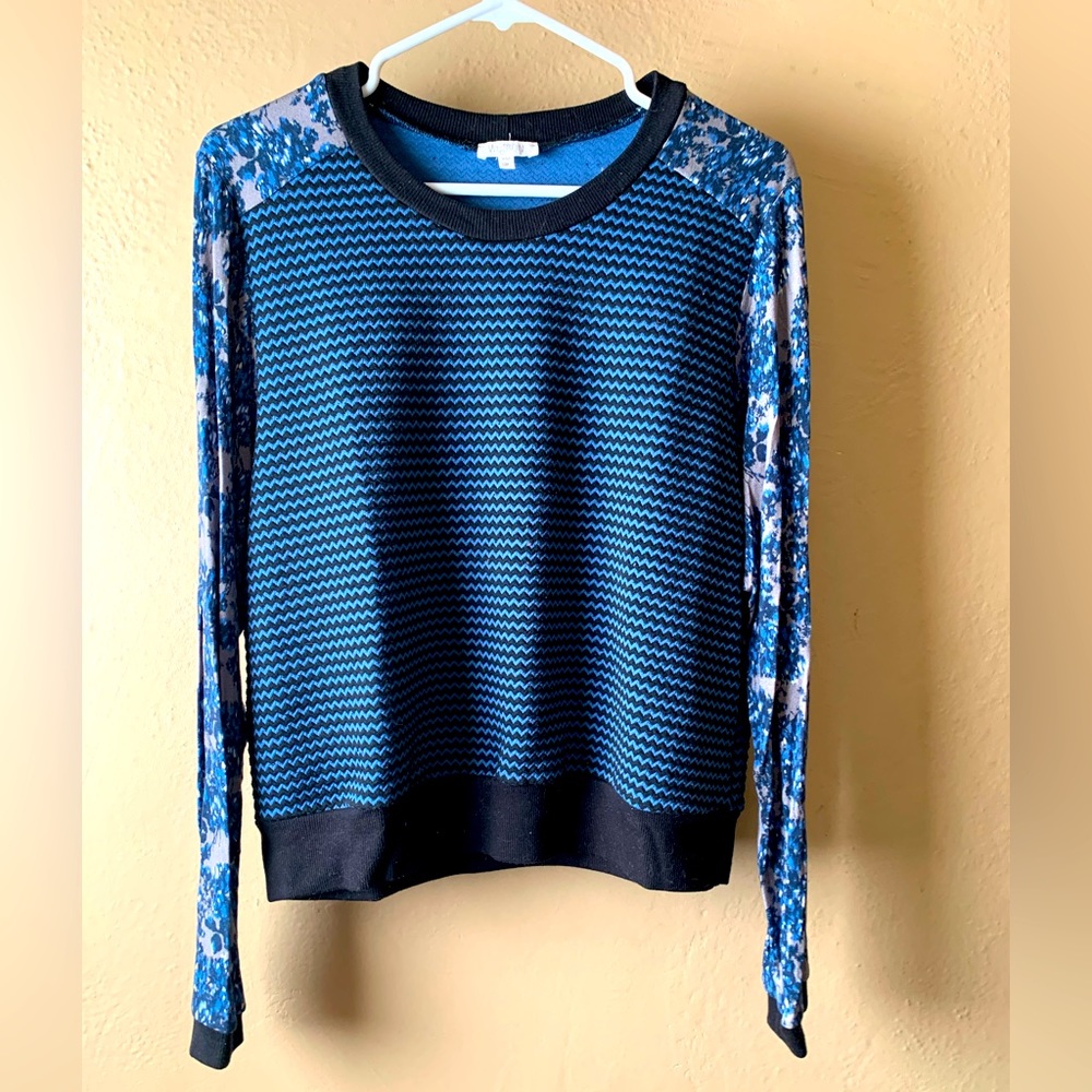 Multi patterned (chevron & floral) unique black blue and gray top